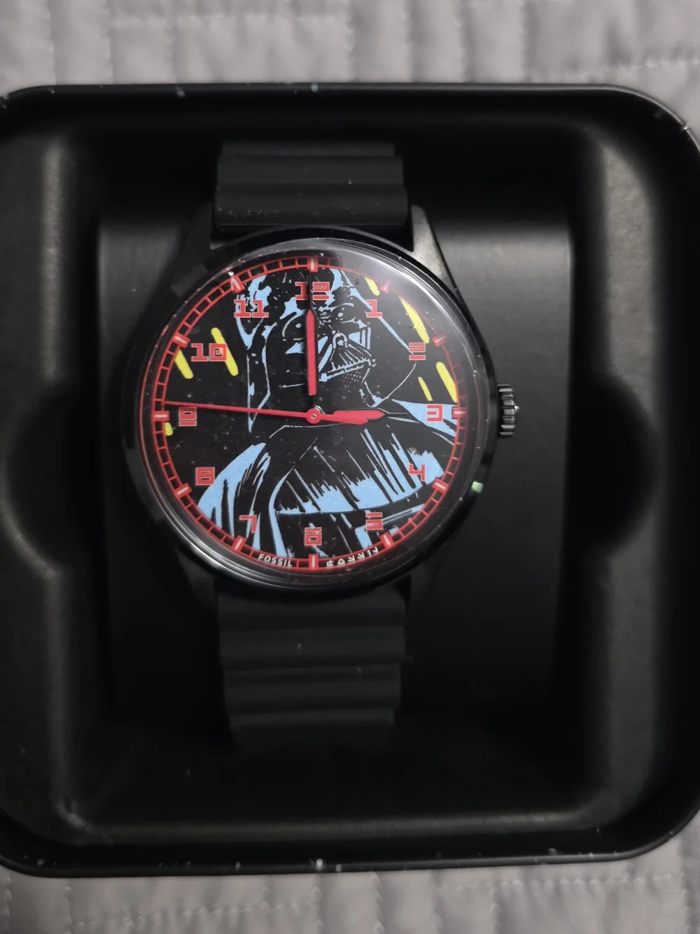 NWT Unisex Special Edition Star Wars X Darth Vader Black Silicone Watch 42mm